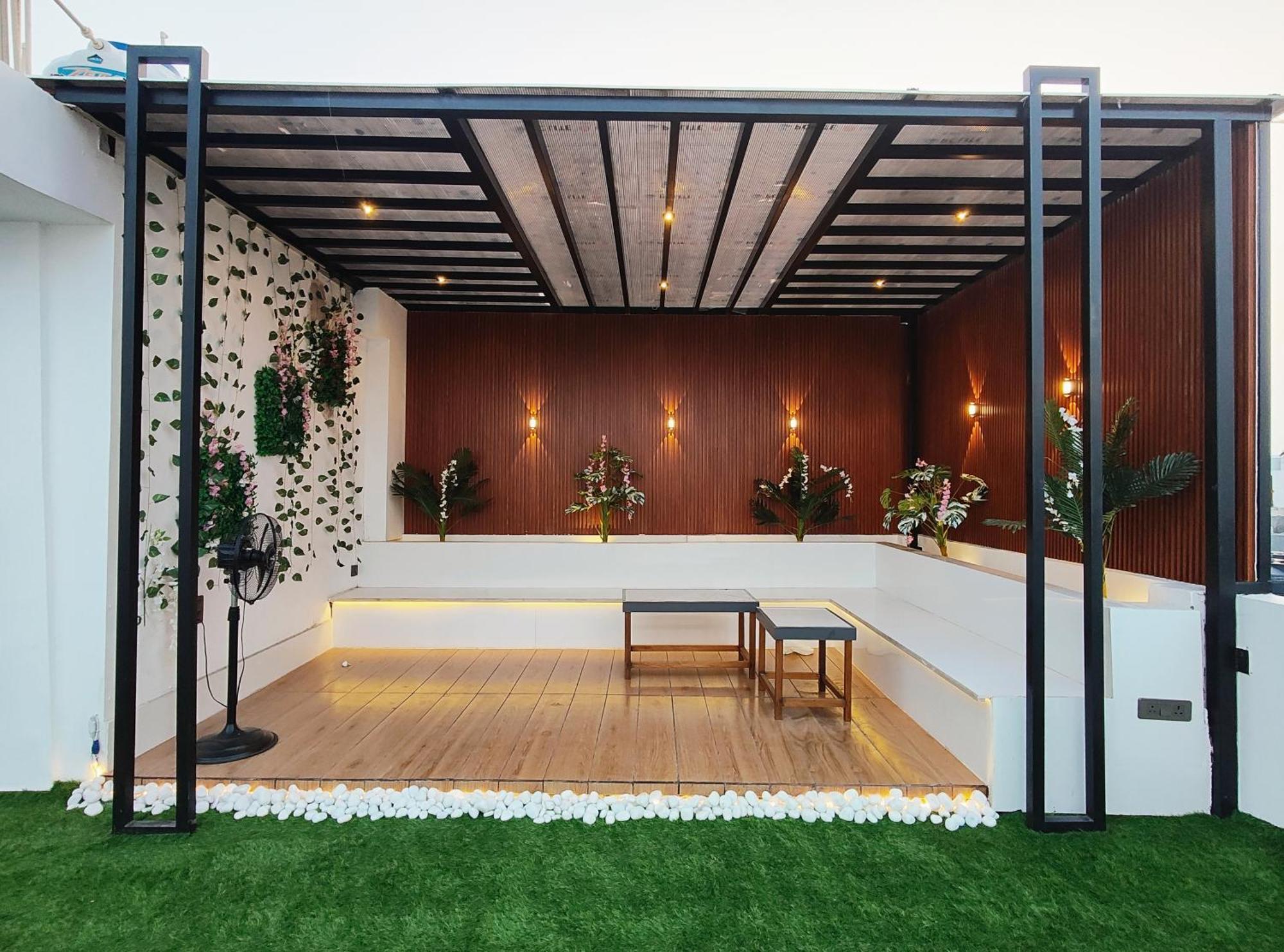 Enchanted The Roof Rekha, With Private Trace Garden Hotel Ню Делхи Екстериор снимка